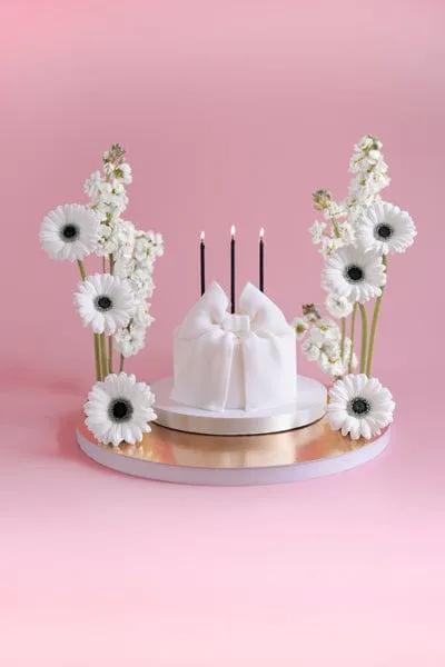 Black Gold Tip Cake Candles x 12