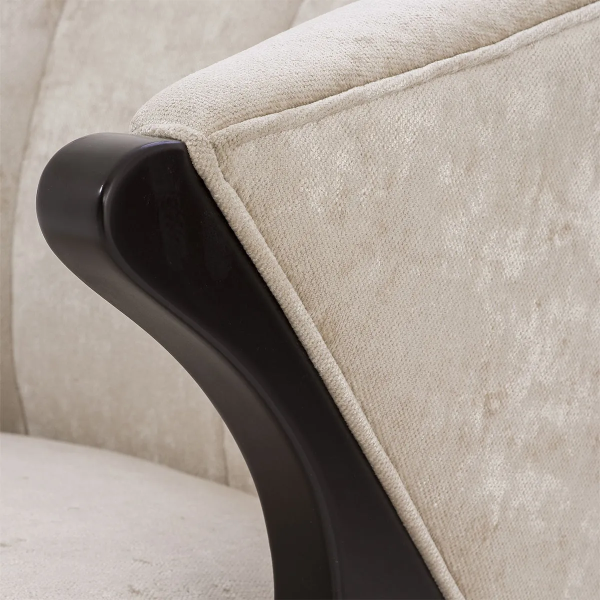 CHAIR PAVONE
