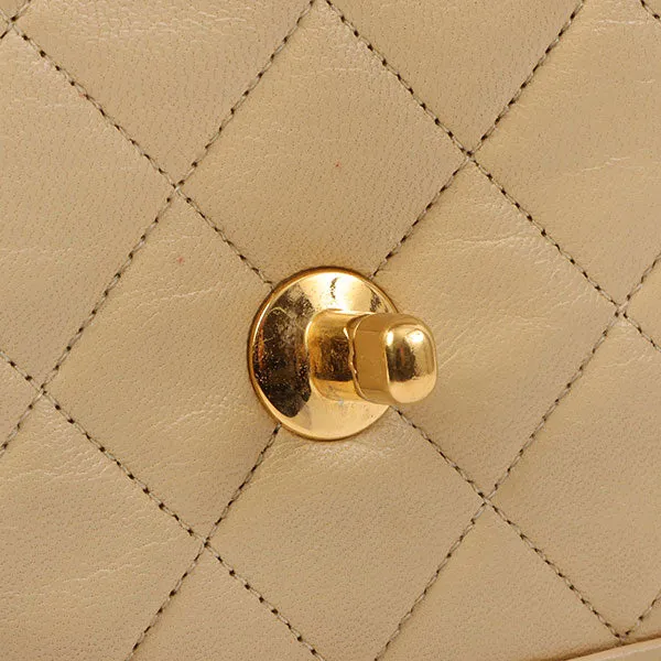 Chanel Around 1990 Made Design Flap Chain Bag With Pouch Beige