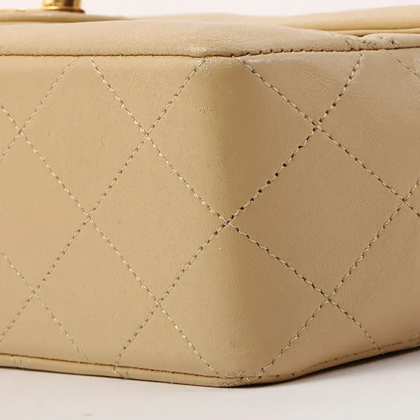 Chanel Around 1990 Made Design Flap Chain Bag With Pouch Beige