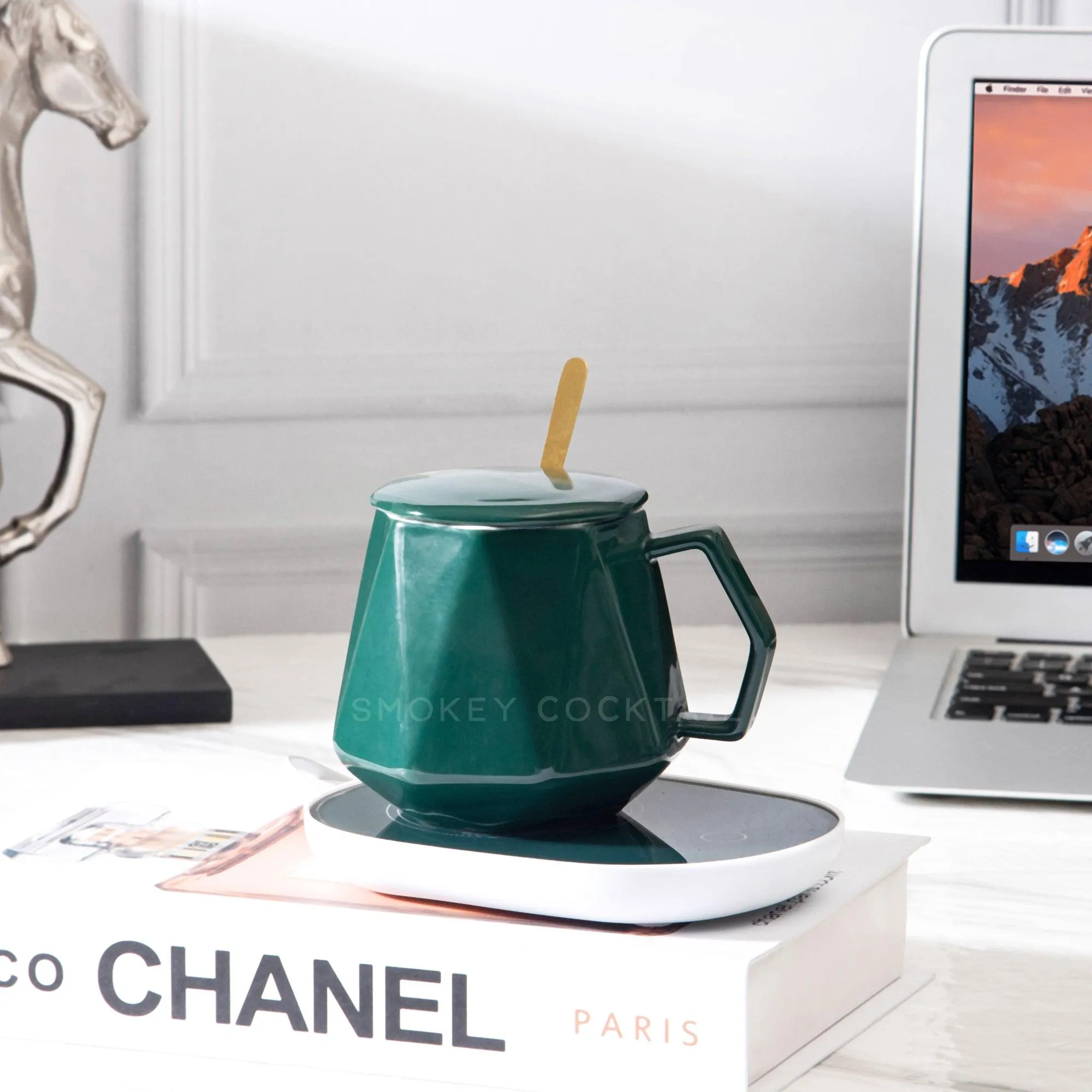 Dazzling Coffee Mug With Warmer