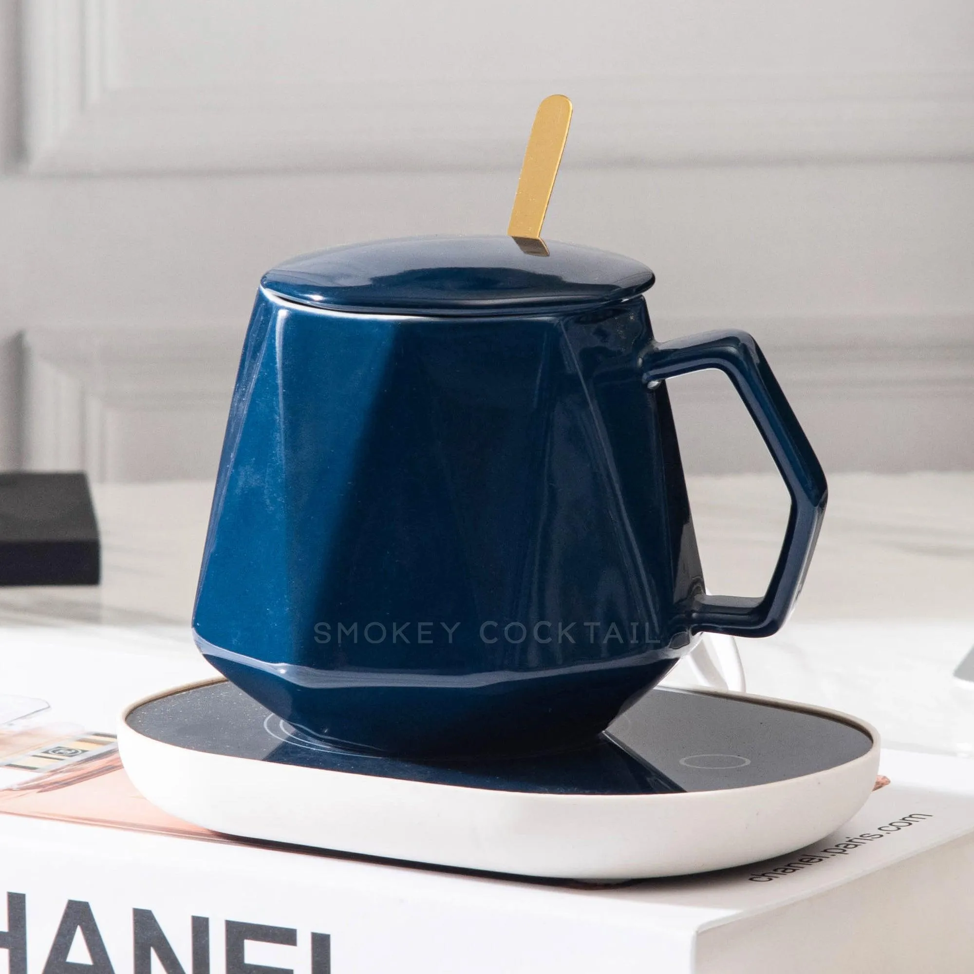 Dazzling Coffee Mug With Warmer