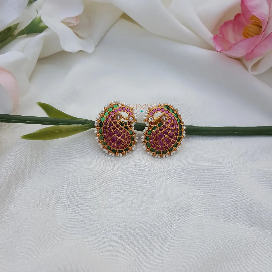 Dazzling Kemp Stone Hasli Necklace