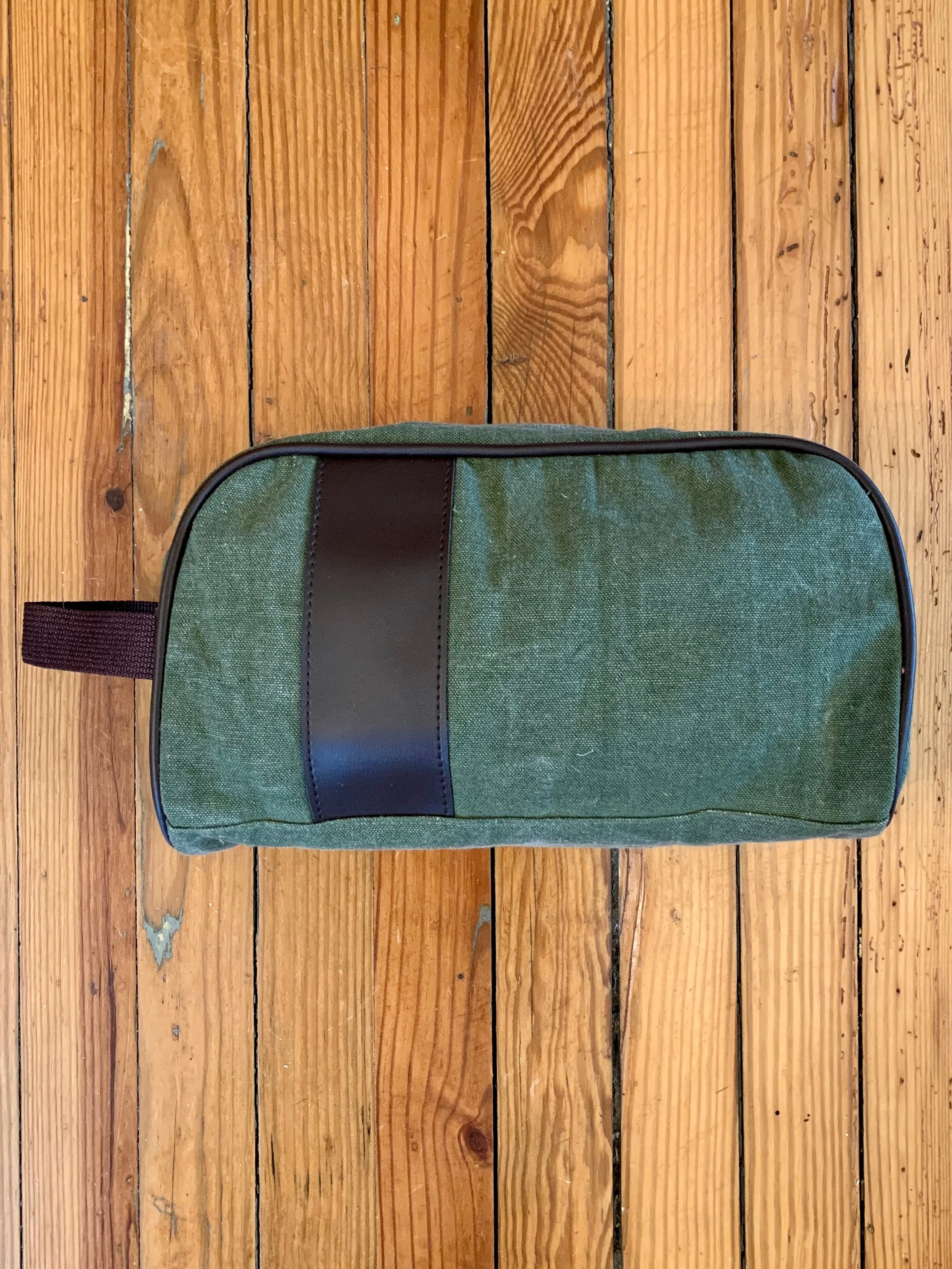 Dopp Kit with Dark Trim