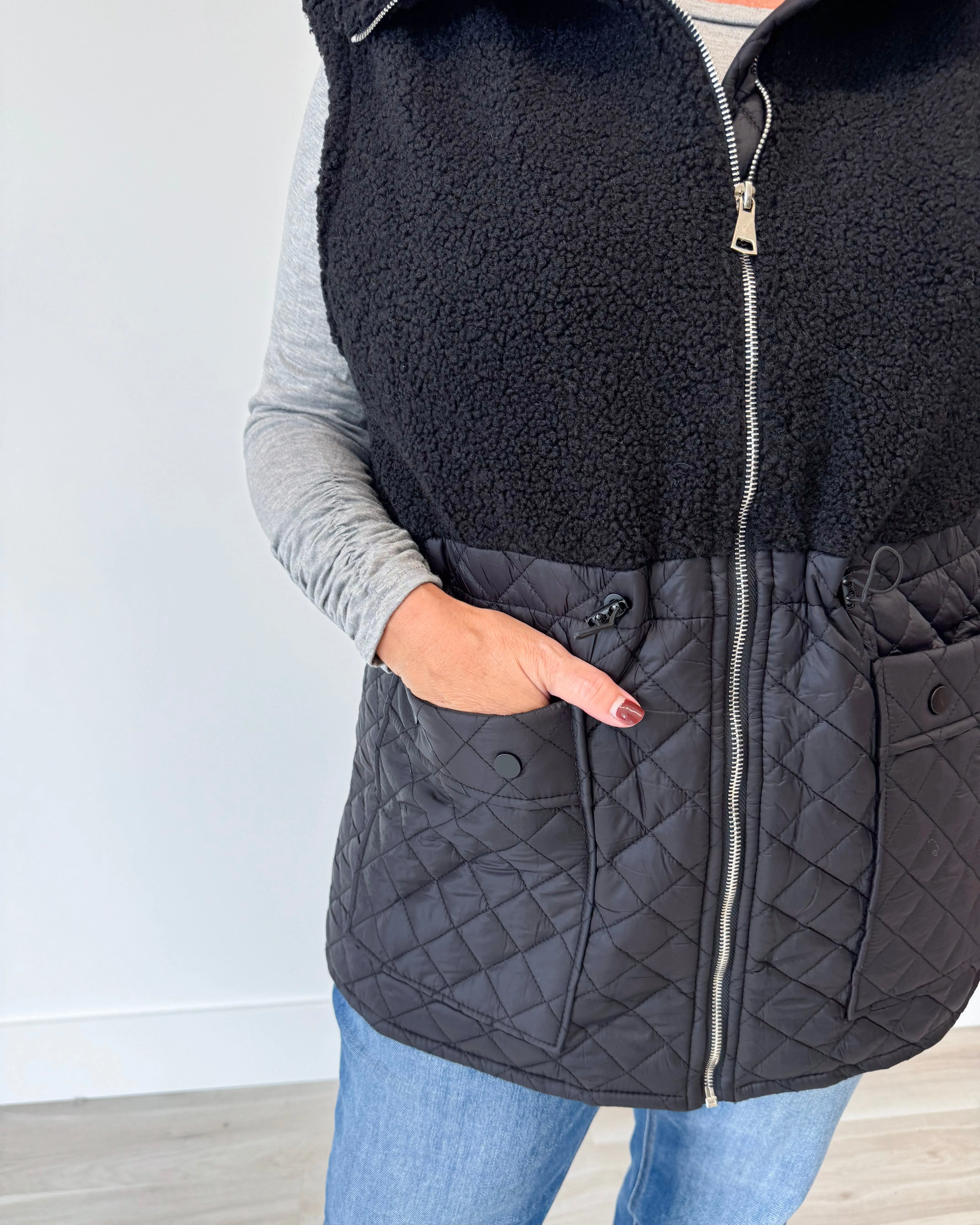 Ease My Mind Vest Curvy