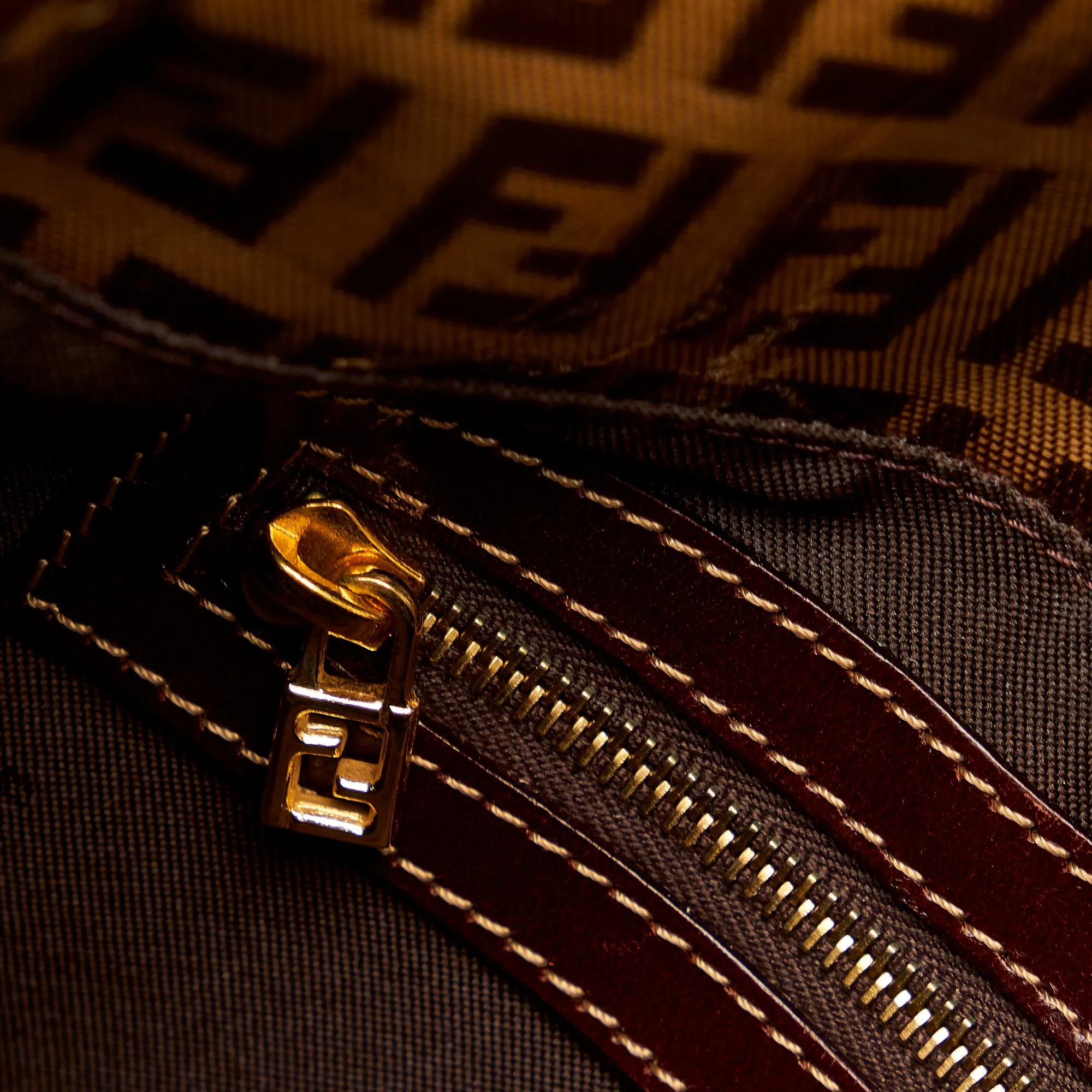 Fendi Crystal Zucchino Double Flap (SHG-lFxEd7)