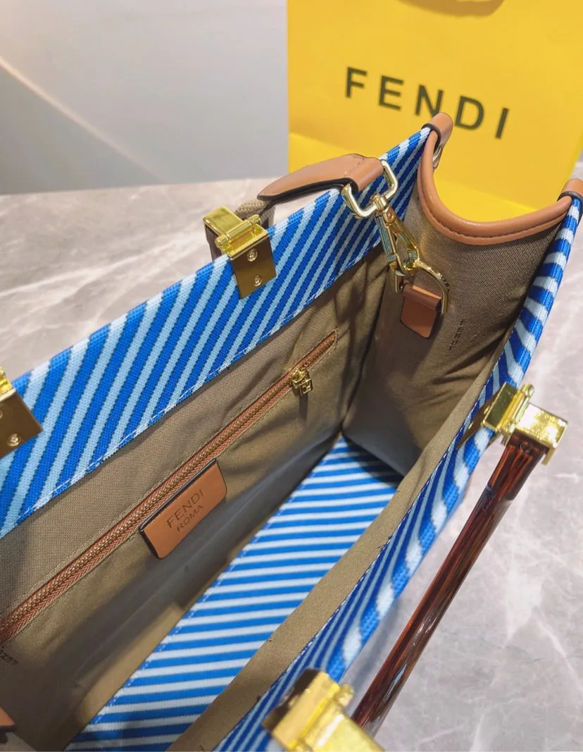 FENDI Ladies new Handbag