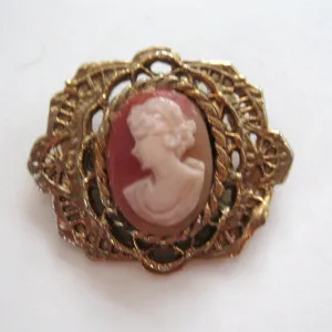 Gold Tone Filigree Plastic Cameo Brooch/Pin