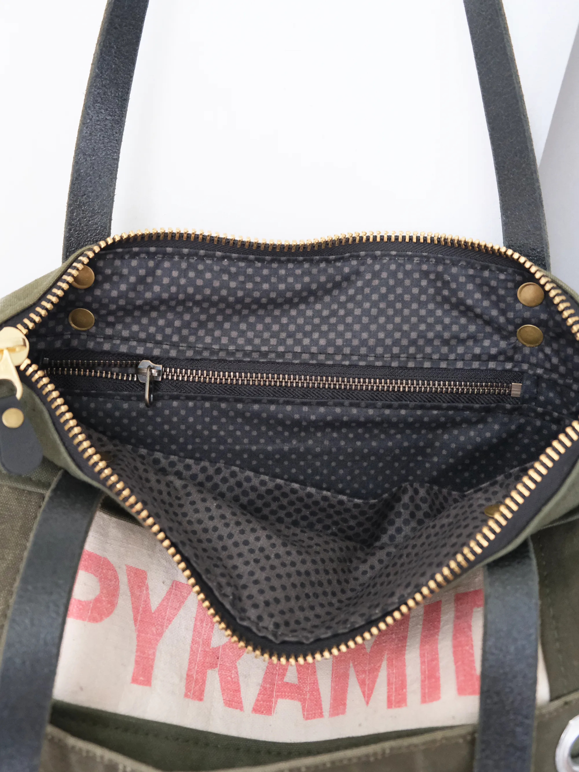 Heritage Tote No. 131