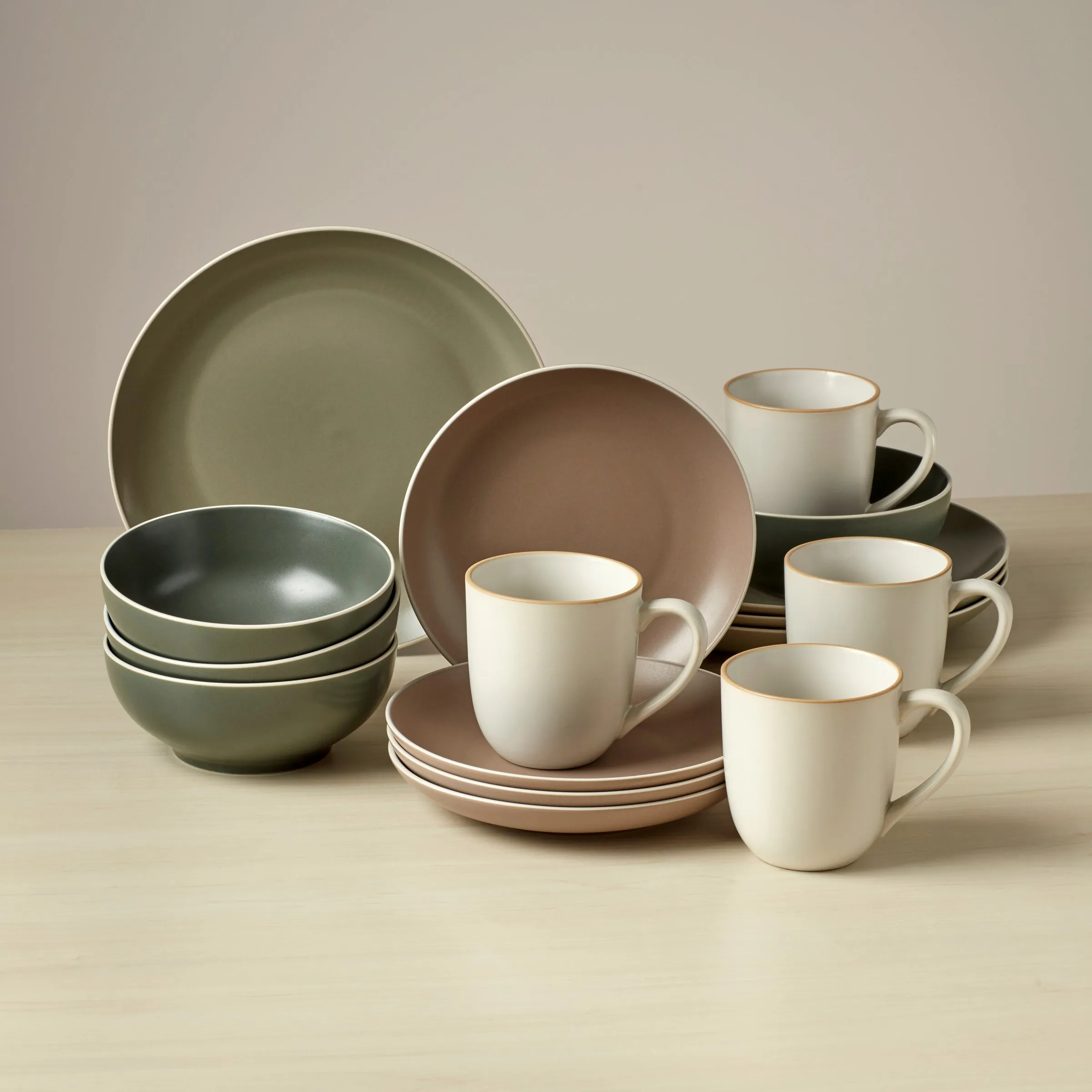 Kisco Multi Dinnerware, 16-Piece Set