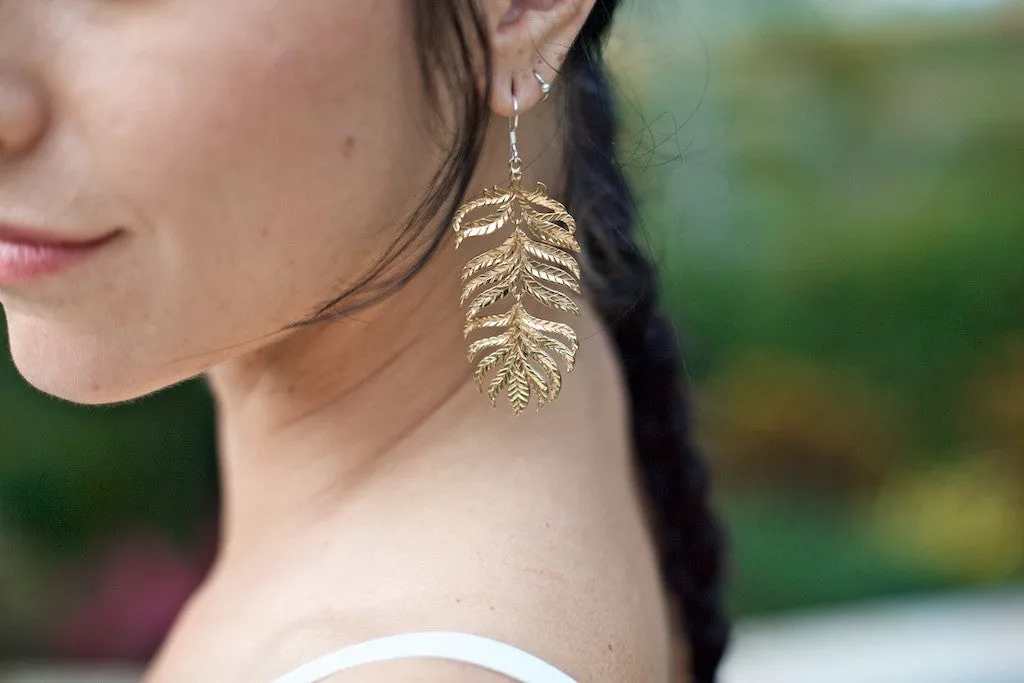 Leaf earrings - brass