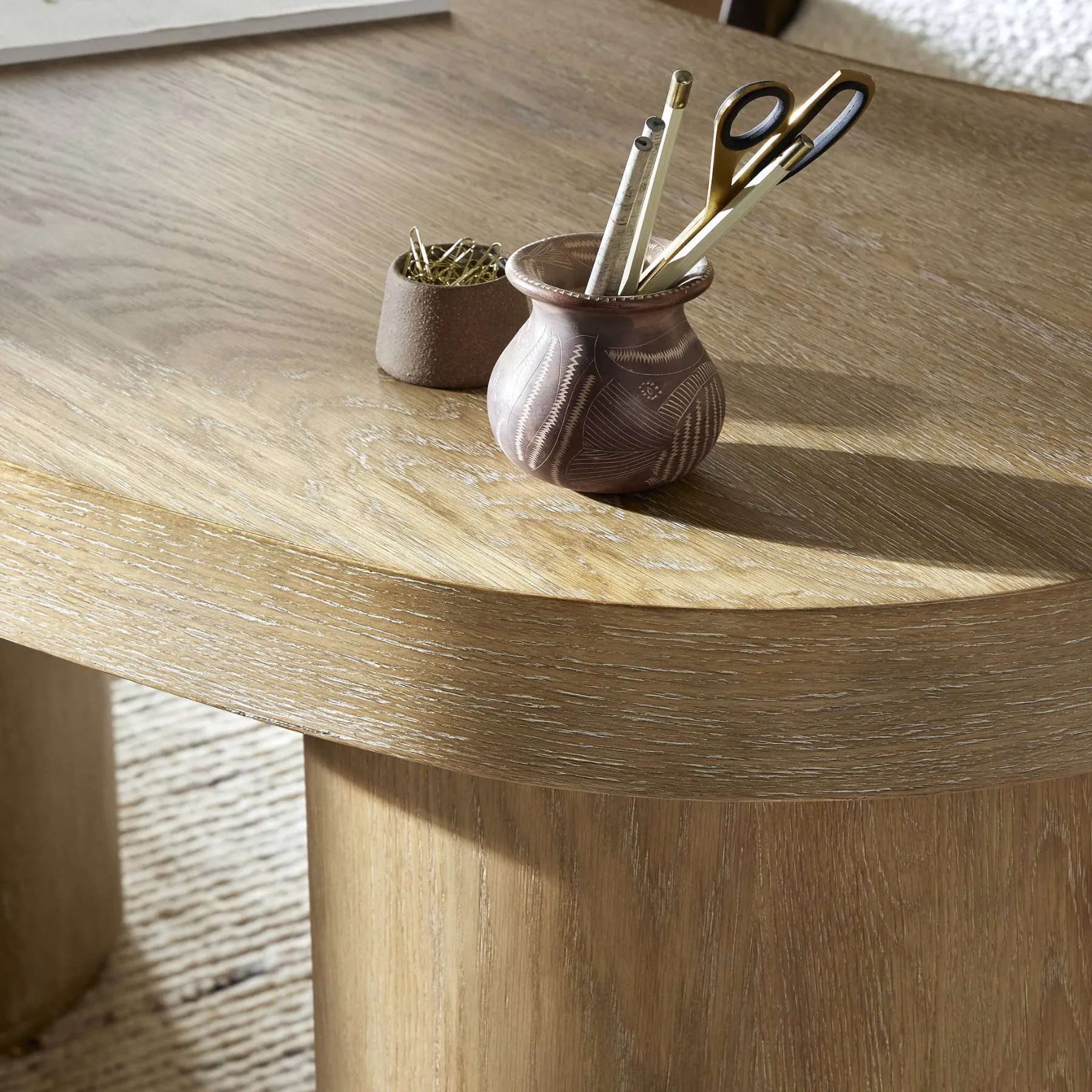 Linnea Desk