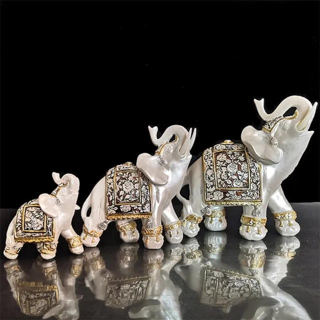 Lucky Elephant Statue In Resin For Home And Office Decoration With Feng Shui