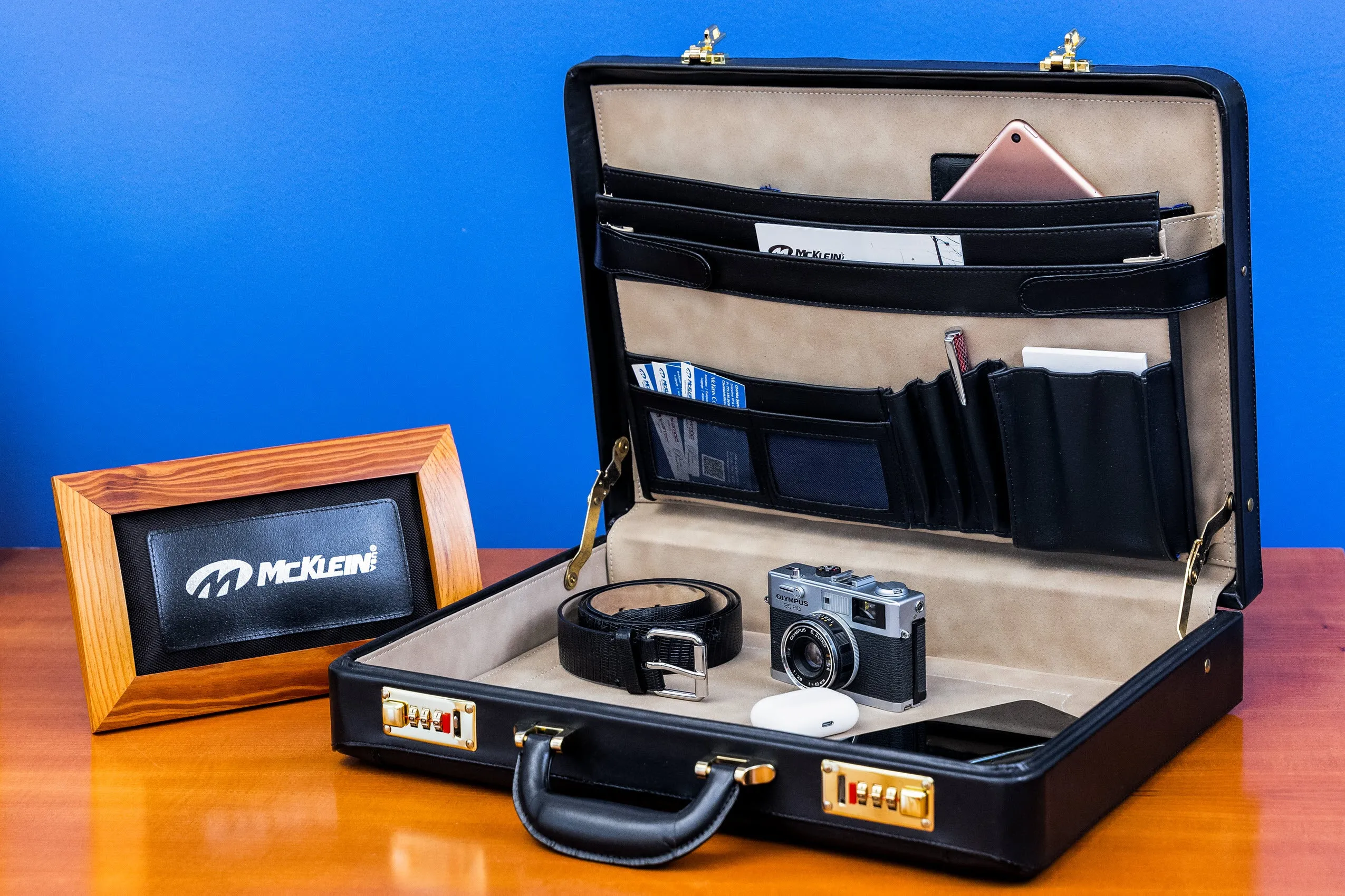 McKlein LAWSON Leather 3.5" Attaché Briefcase