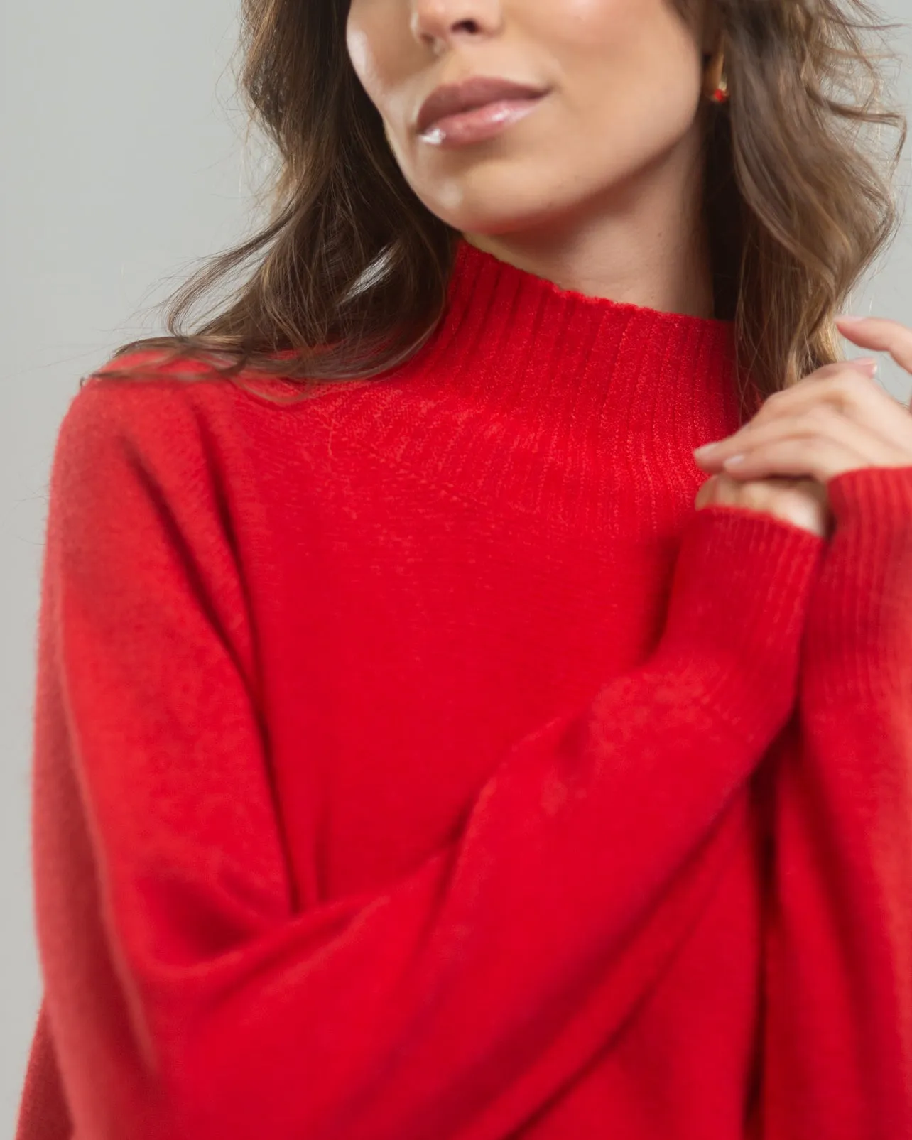 Modern Mockneck | Red
