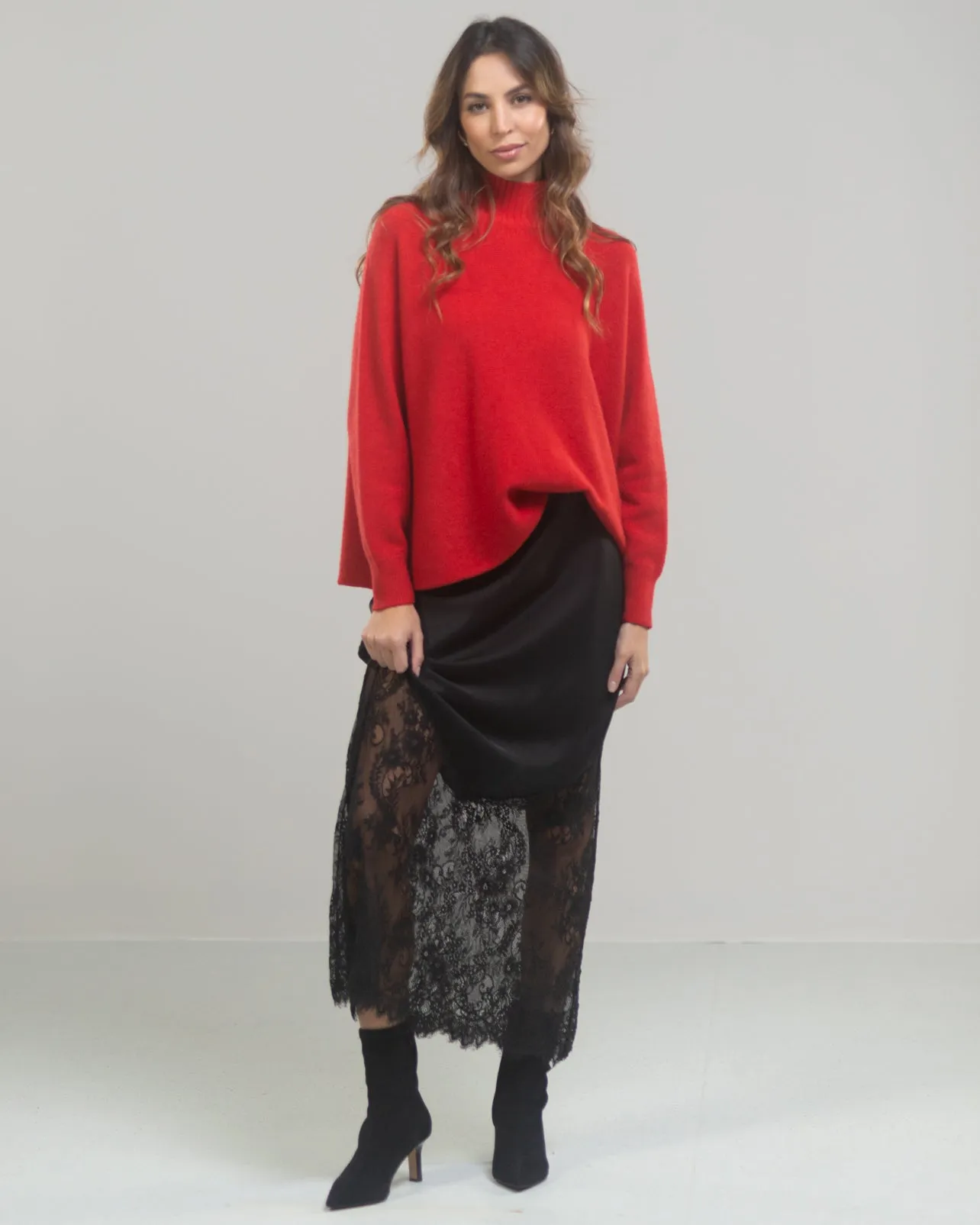 Modern Mockneck | Red