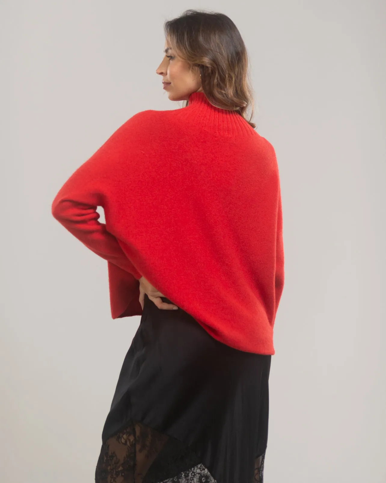 Modern Mockneck | Red