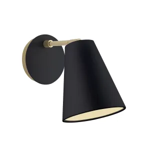 Moreton Wall Light