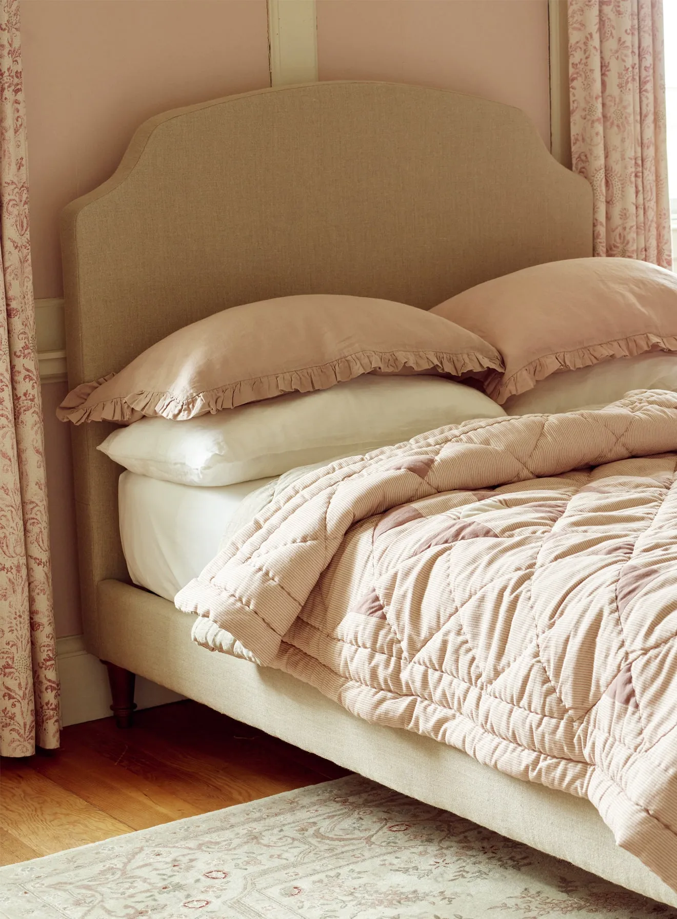 Sloane Bed, Heritage Mole Stripe
