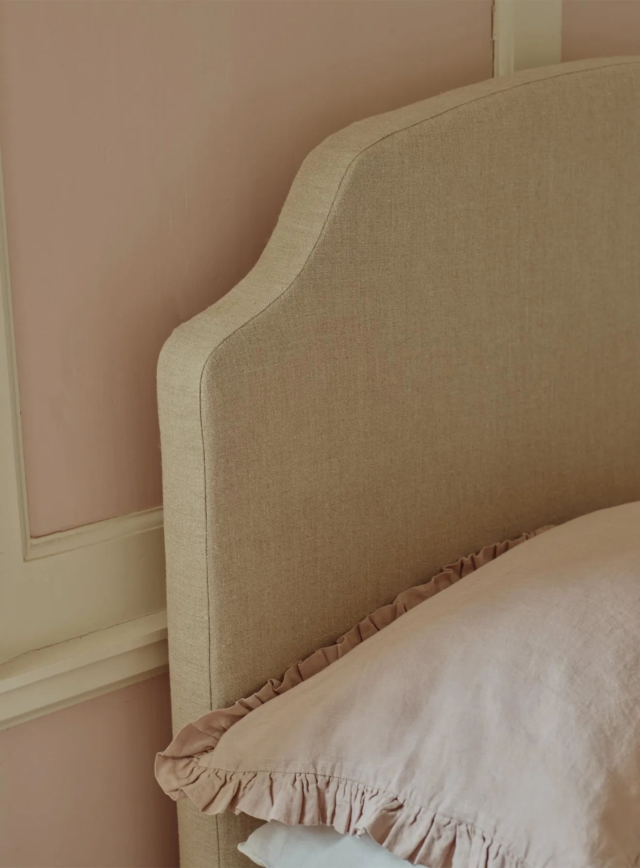 Sloane Bed, Heritage Mole Stripe