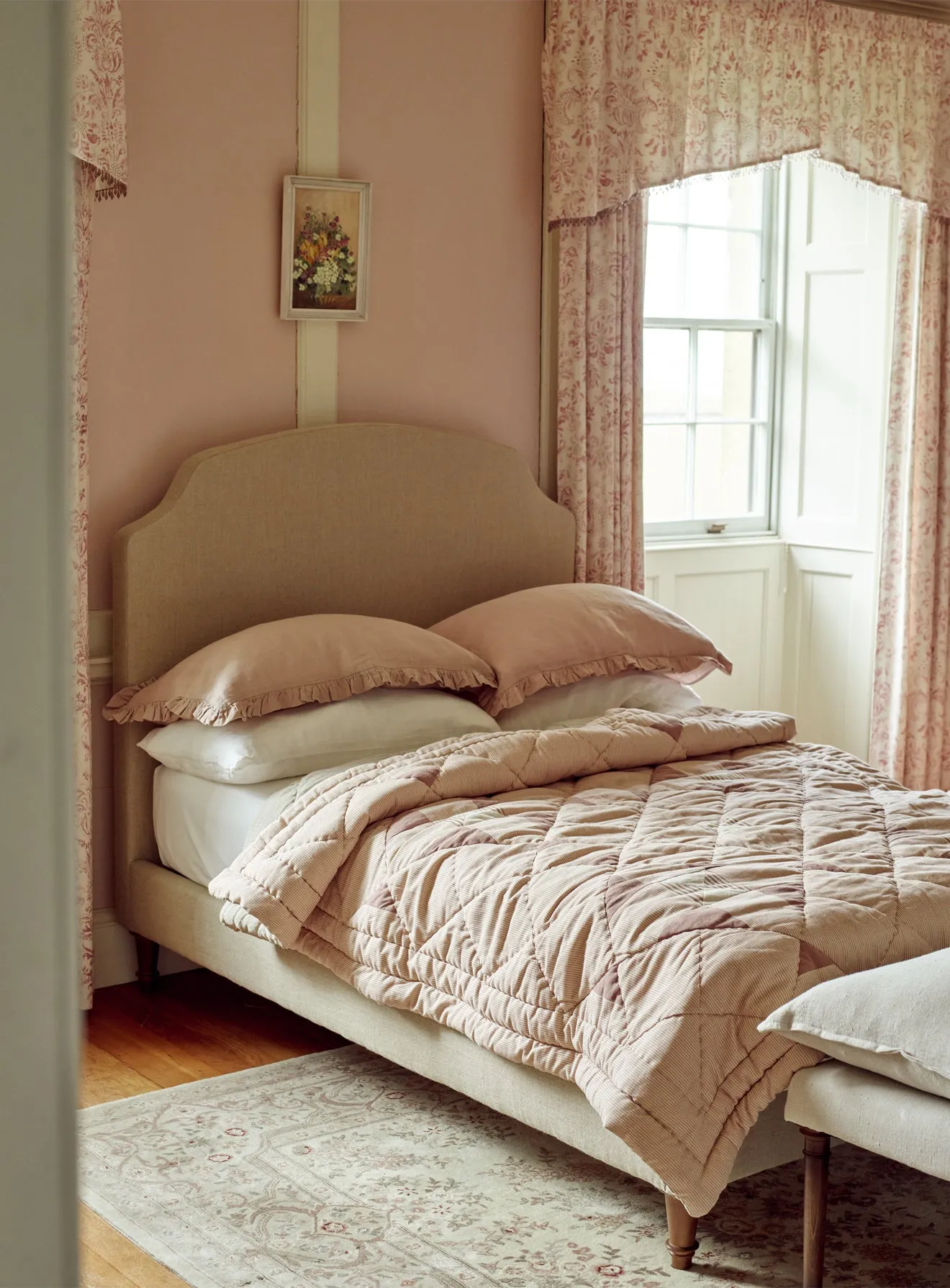 Sloane Bed, Heritage Mole Stripe