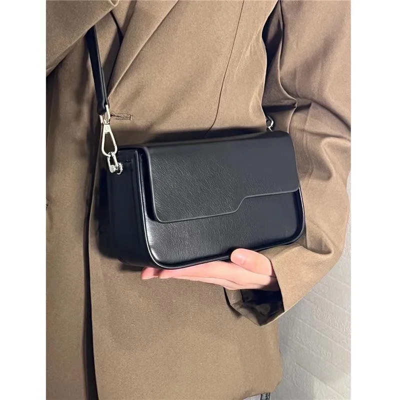 Vvsha Flap Crossbody Bag